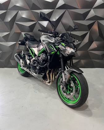 KAWASAKI Z900 KAWASAKI Z900